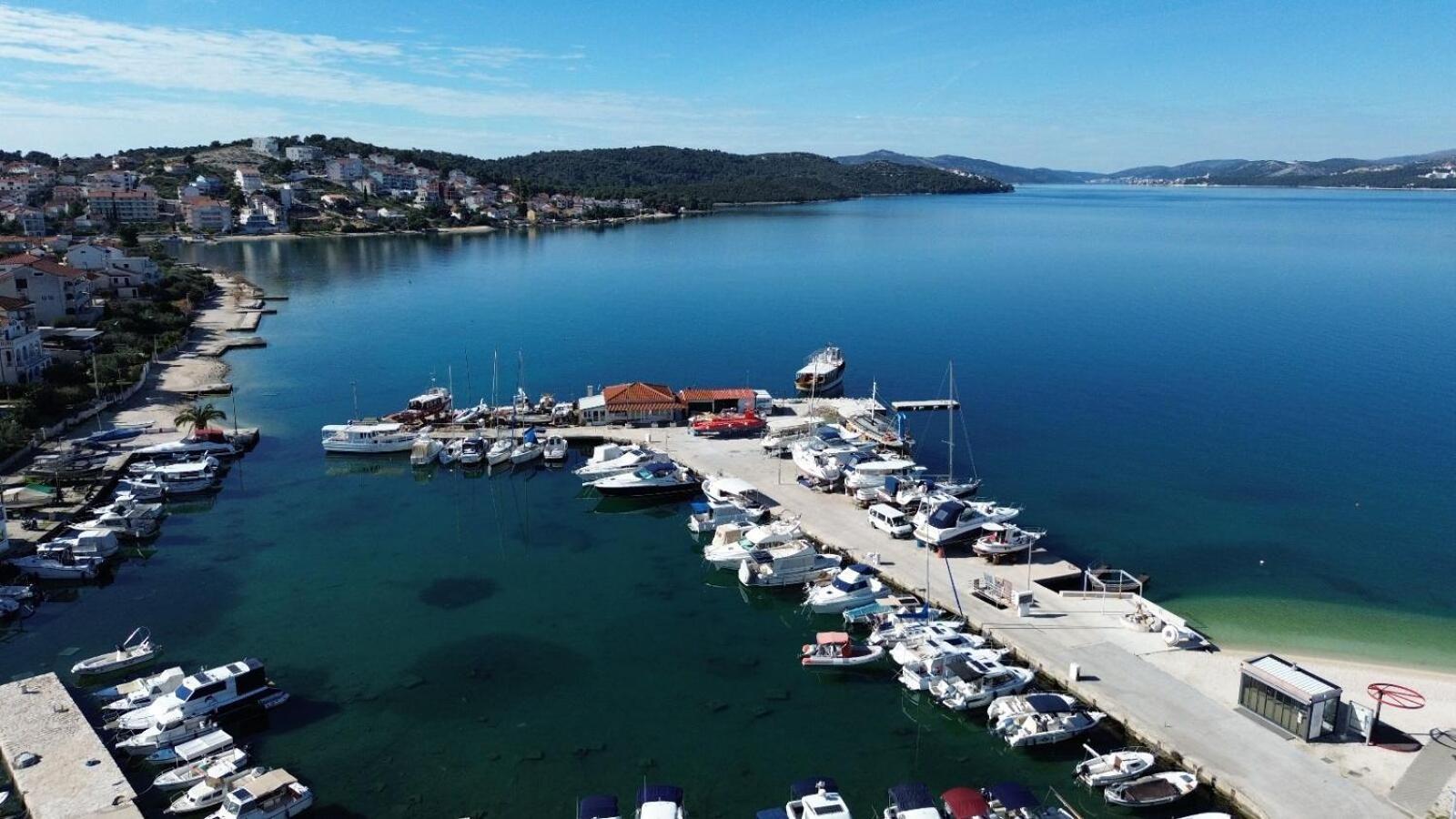 Apartments Anna Trogir Eksteriør bilde