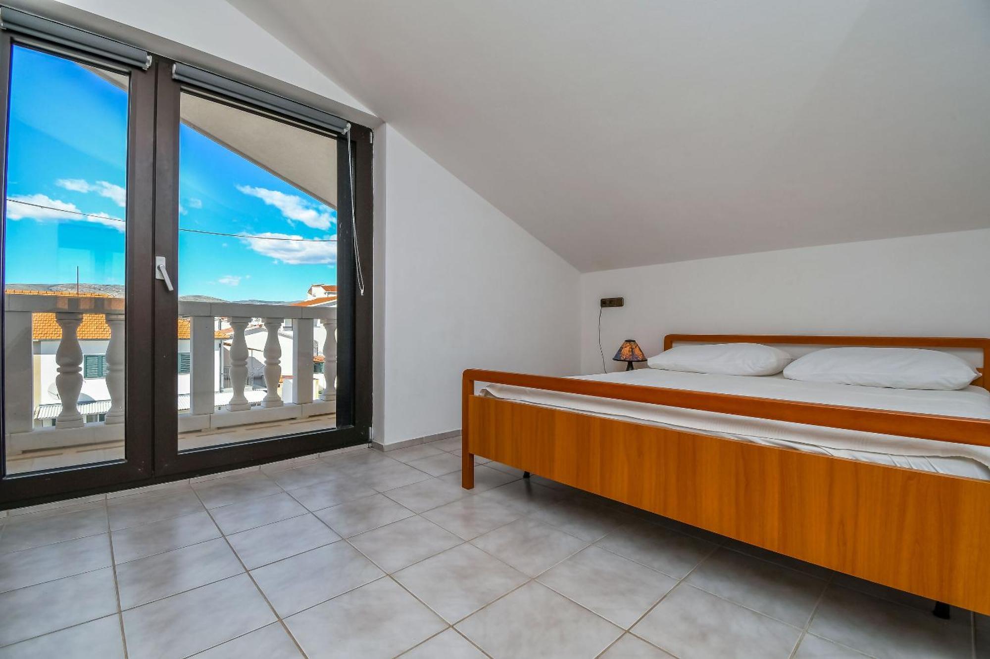 Apartments Anna Trogir Eksteriør bilde