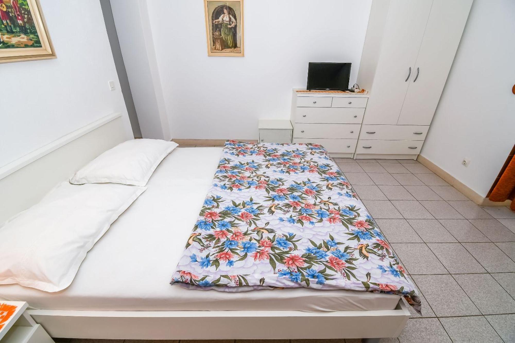 Apartments Anna Trogir Eksteriør bilde